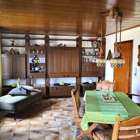 Regal In With Garden And Grill Apartment *