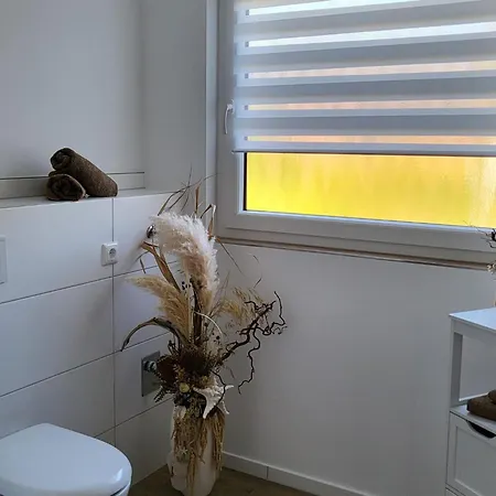 Regal In With Garden And Grill Apartment *