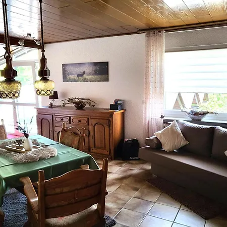 Regal In With Garden And Grill Apartment *