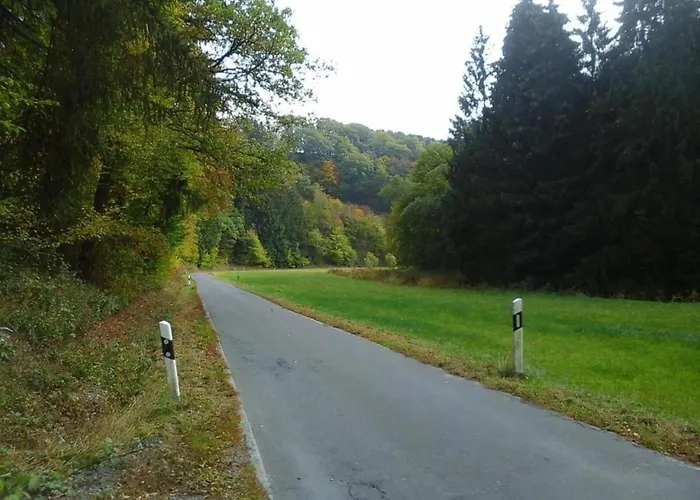 דירה Regal In With Garden And Grill *